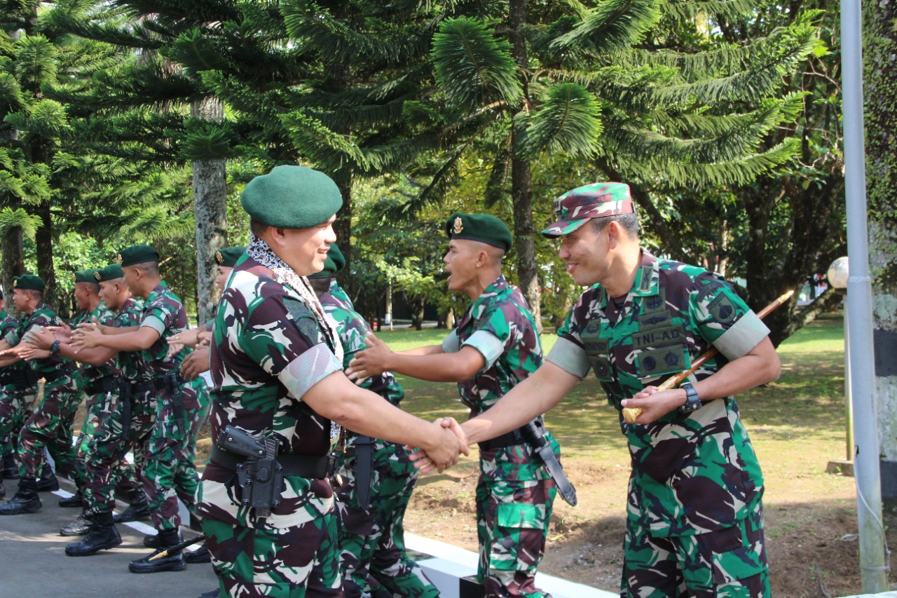 Panglima Divisi Infanteri 2 Kostrad Kunjungi Markas Yonif Mekanis Raider 411 Kostrad